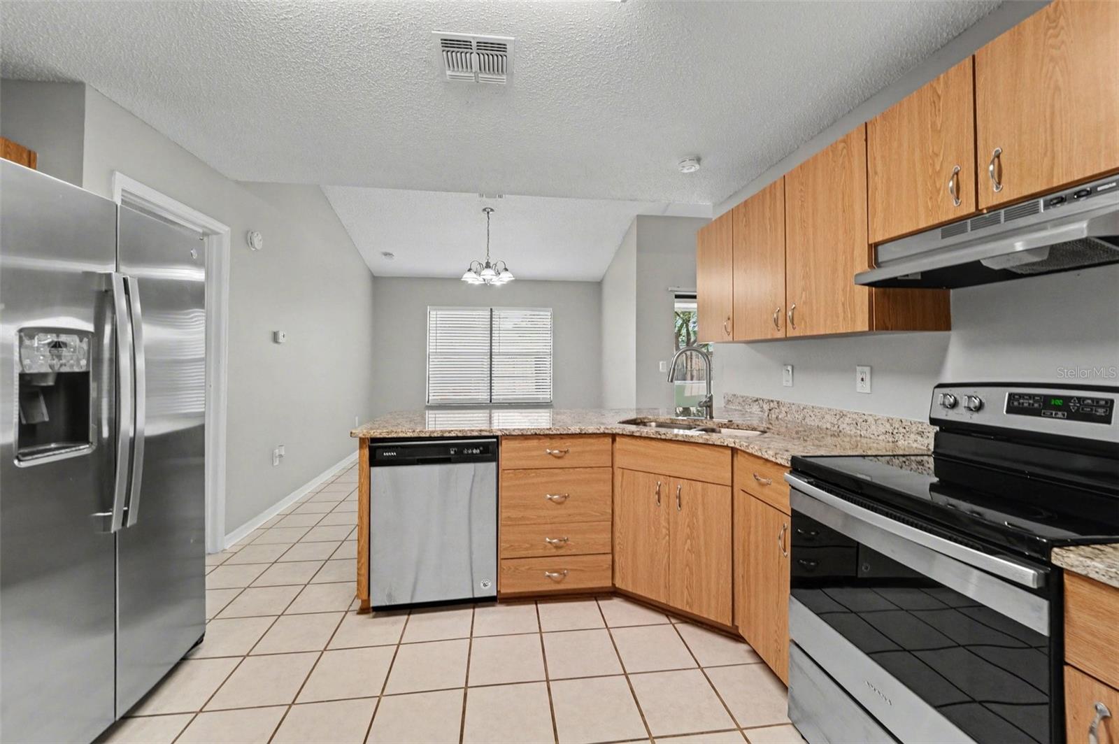 LAKEVIEW KNOLL PH 01 - Residential