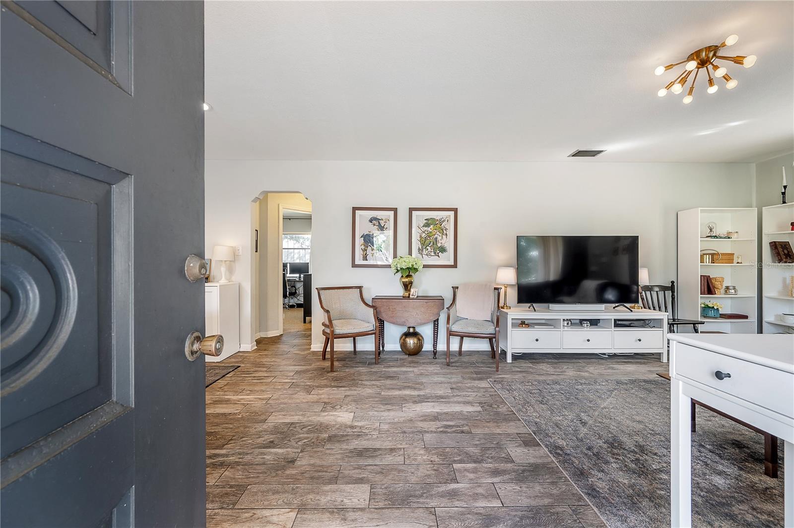 RIVERSIDE NORTH - Residential