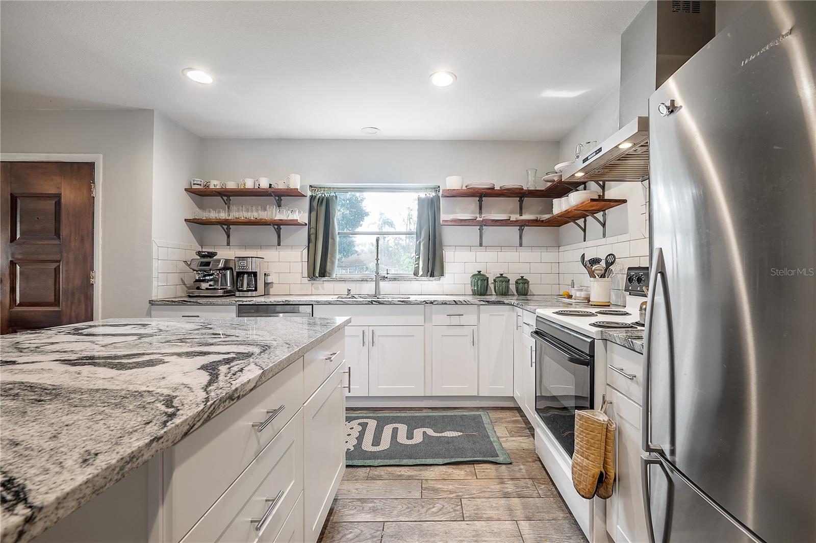 RIVERSIDE NORTH - Residential