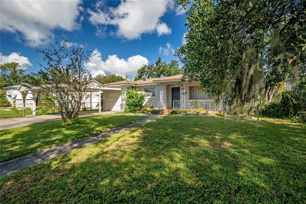 Photo of 803 W Orient Street, Tampa, FL 33603 (MLS # TB8435175)