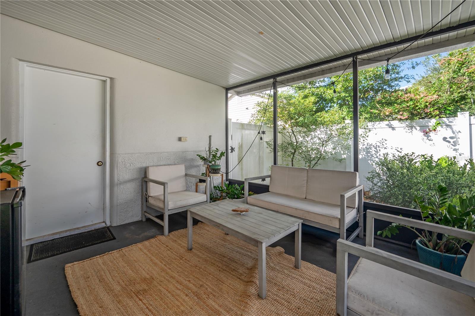 RIVERSIDE NORTH - Residential