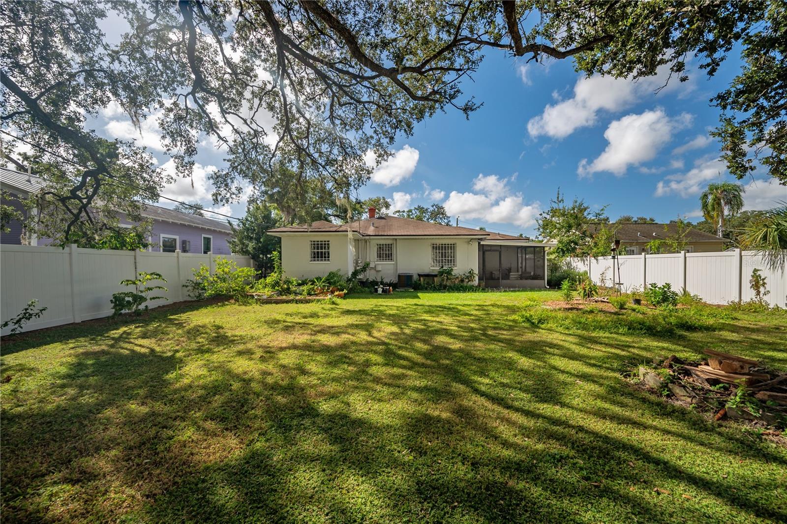 RIVERSIDE NORTH - Residential