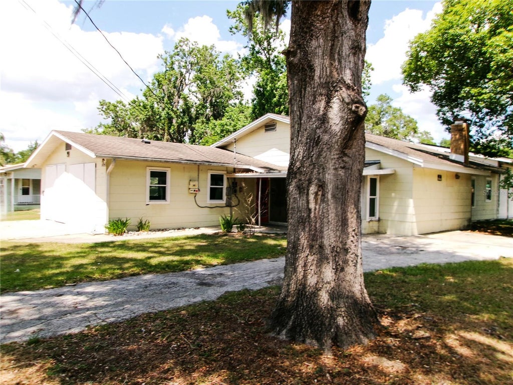 Photo of 5714 19th Street, Zephyrhills, FL 33542 (MLS # TB8516553)