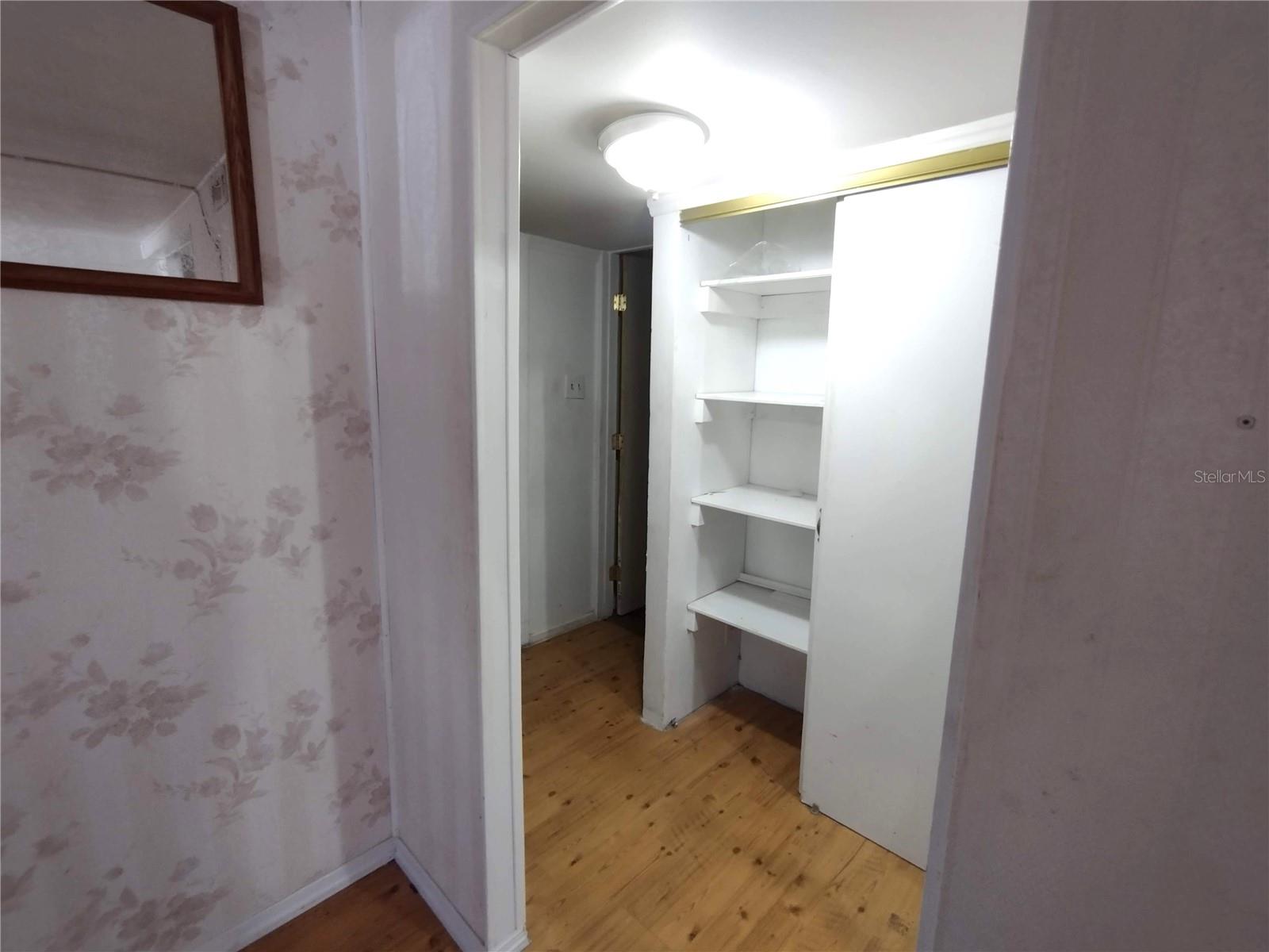 GOLDEN GATE MOBILE HOME PARK UNREC - Residential