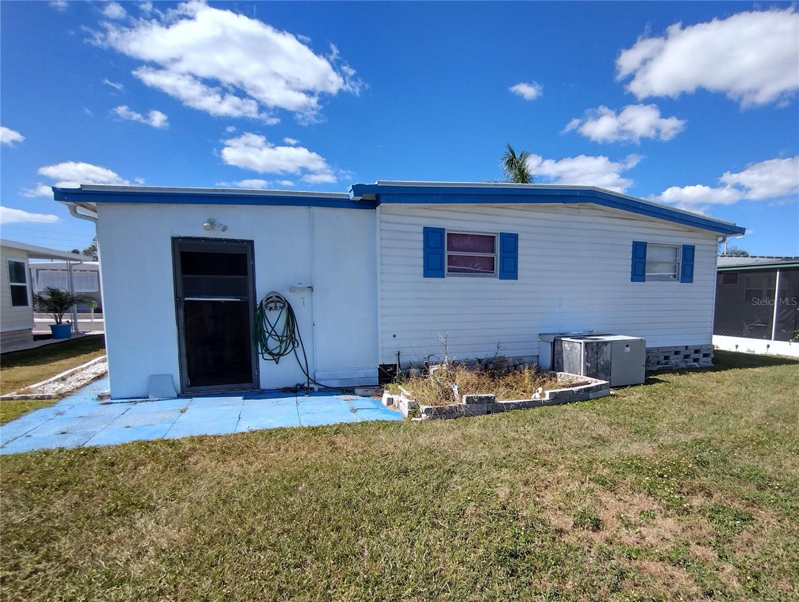 GOLDEN GATE MOBILE HOME PARK UNREC - Residential