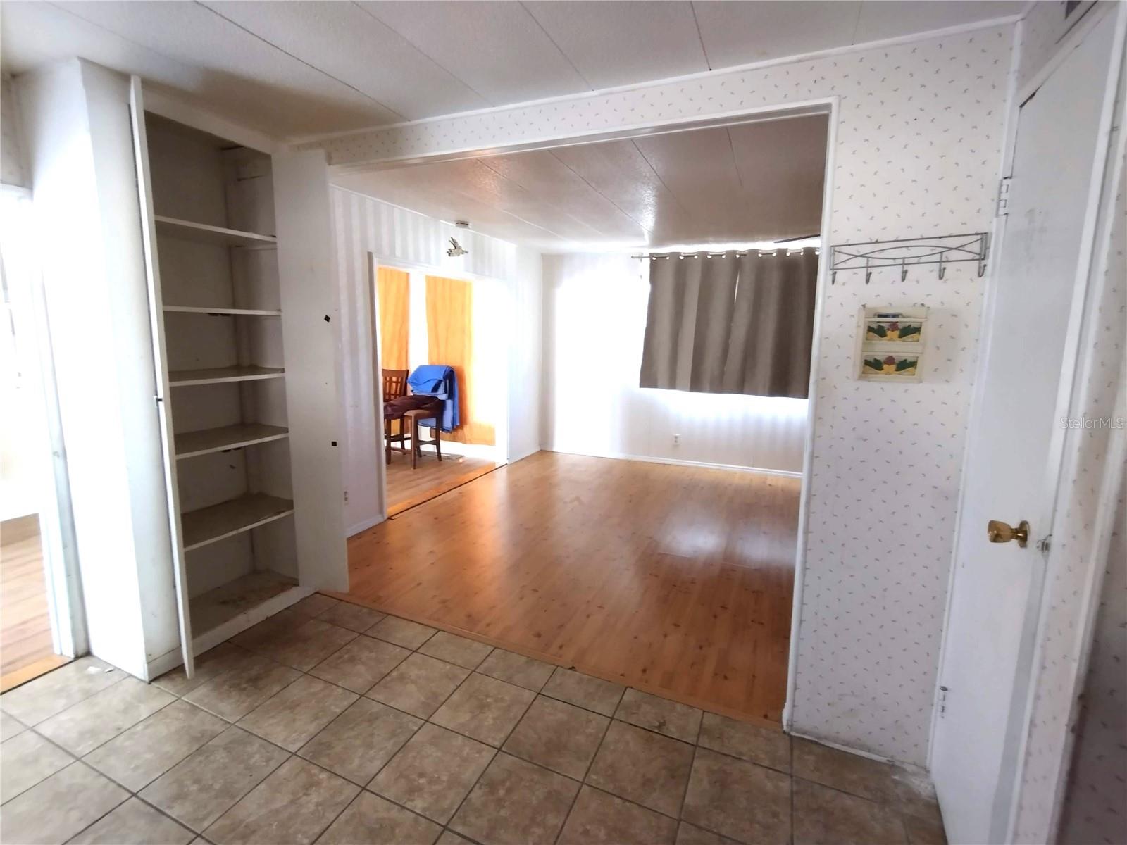 GOLDEN GATE MOBILE HOME PARK UNREC - Residential