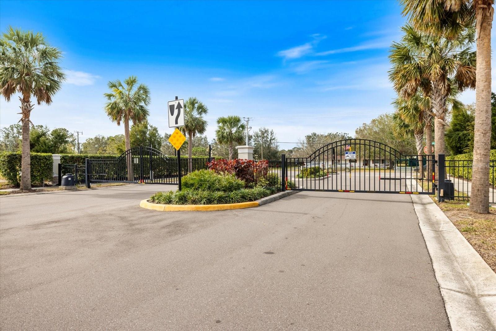 6077 AMBERLY DRIVE