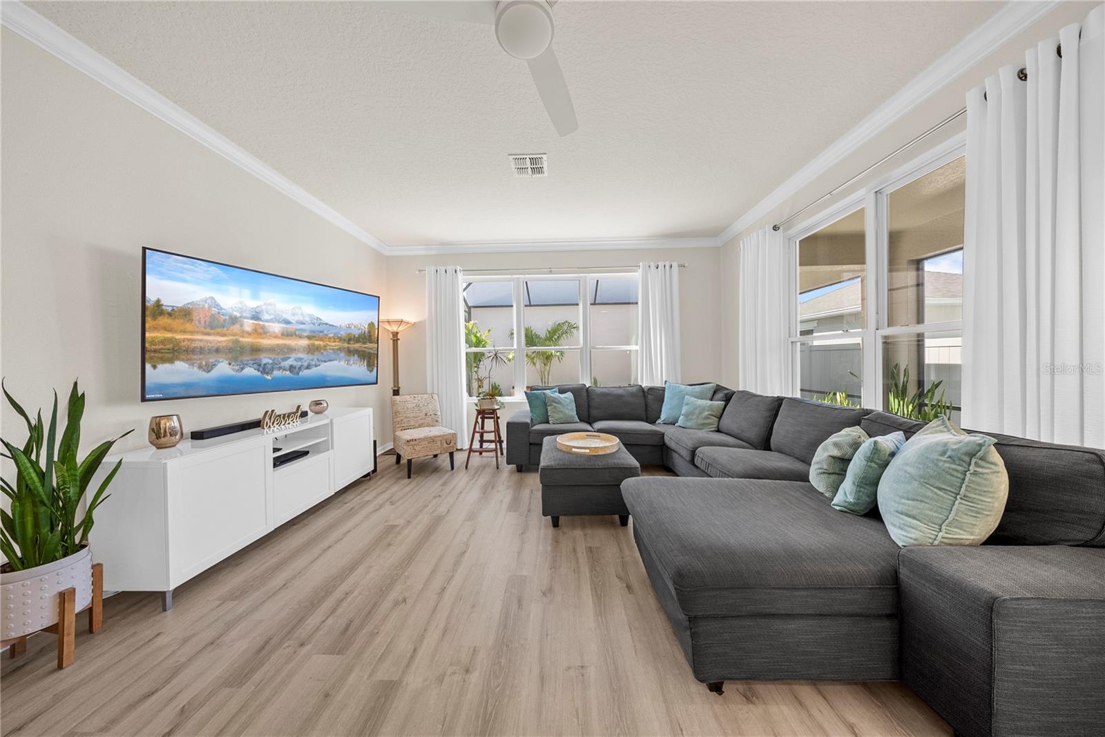 OVERLOOK 2/HAMLIN - Residential