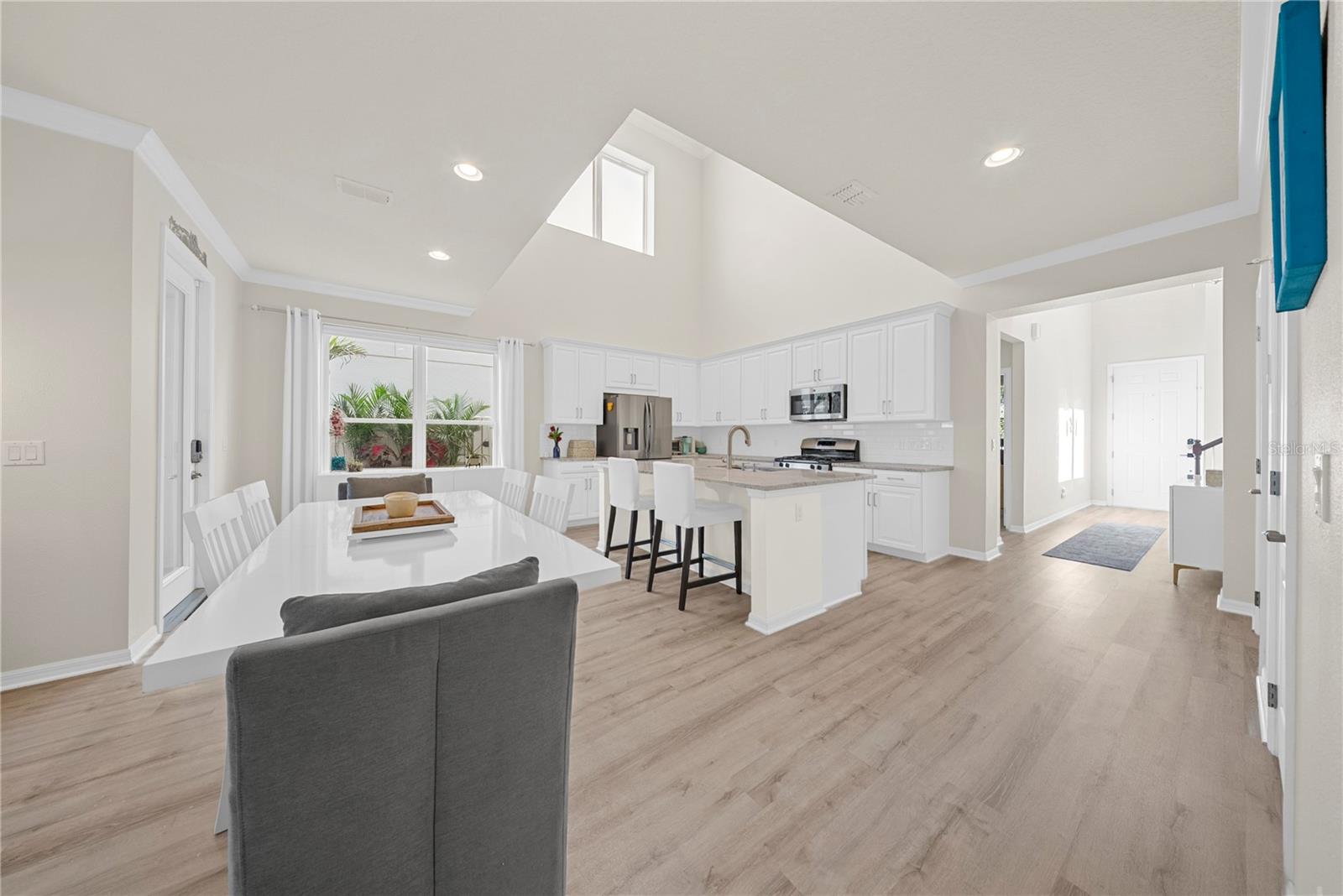 OVERLOOK 2/HAMLIN - Residential