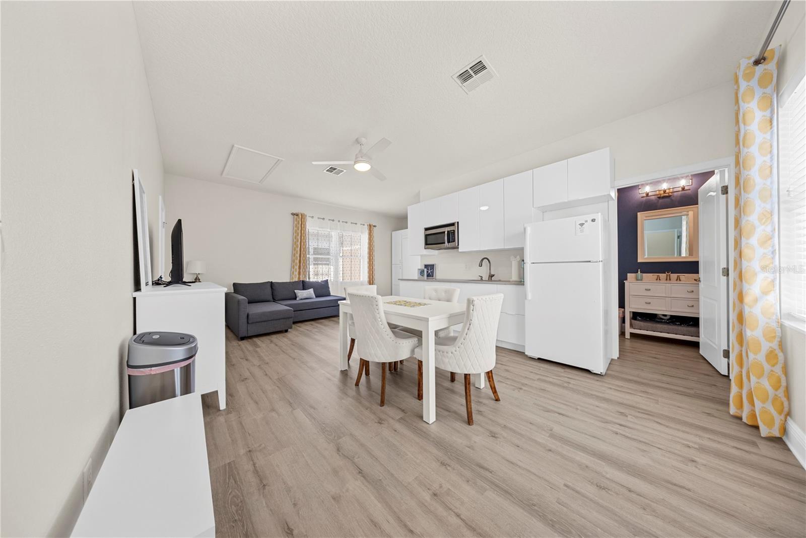 OVERLOOK 2/HAMLIN - Residential