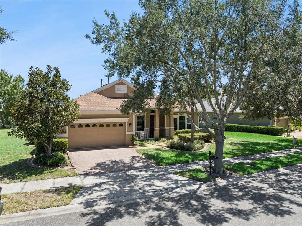 Photo of 220 Bayou Bend Road, Groveland, FL 34736 (MLS # O6428874)
