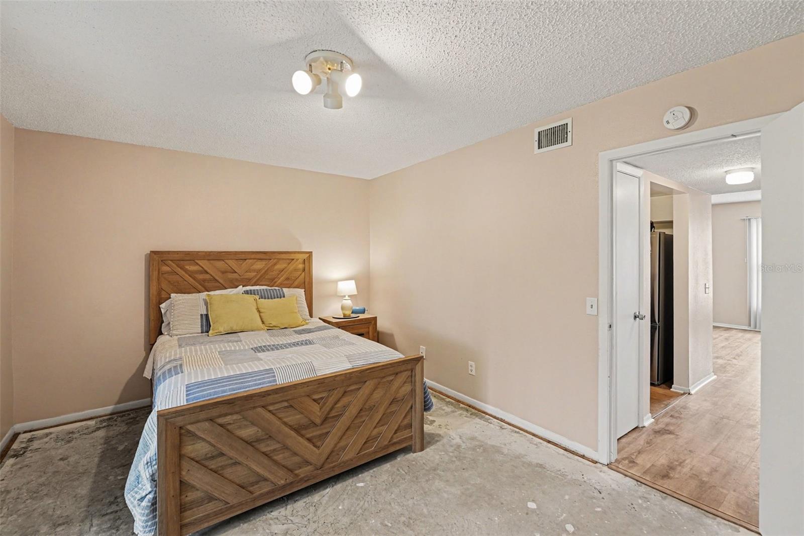 2449 COLUMBIA DRIVE 29