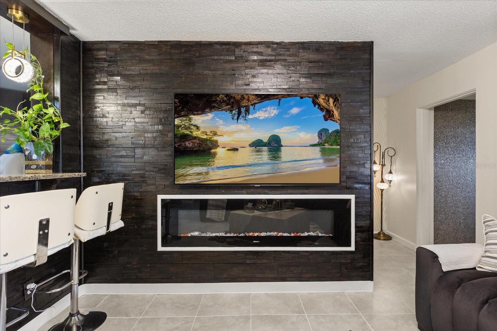 SKY LAKE OAK RIDGE SEC - Residential