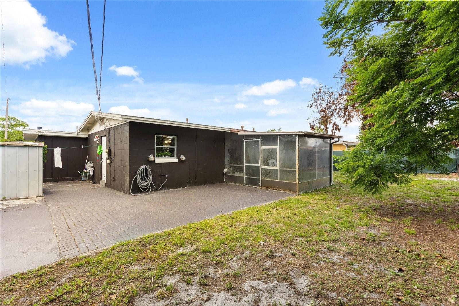 SKY LAKE OAK RIDGE SEC - Residential