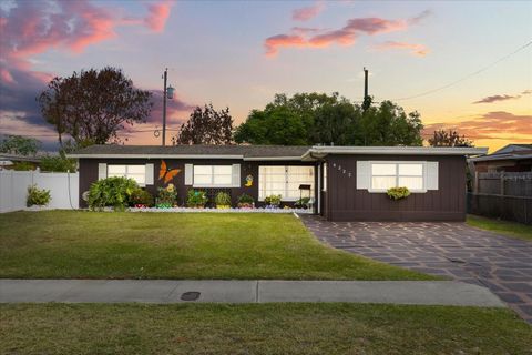 Photo of 6227 Luzon Drive, Orlando, FL 32809 (MLS # O6403237)