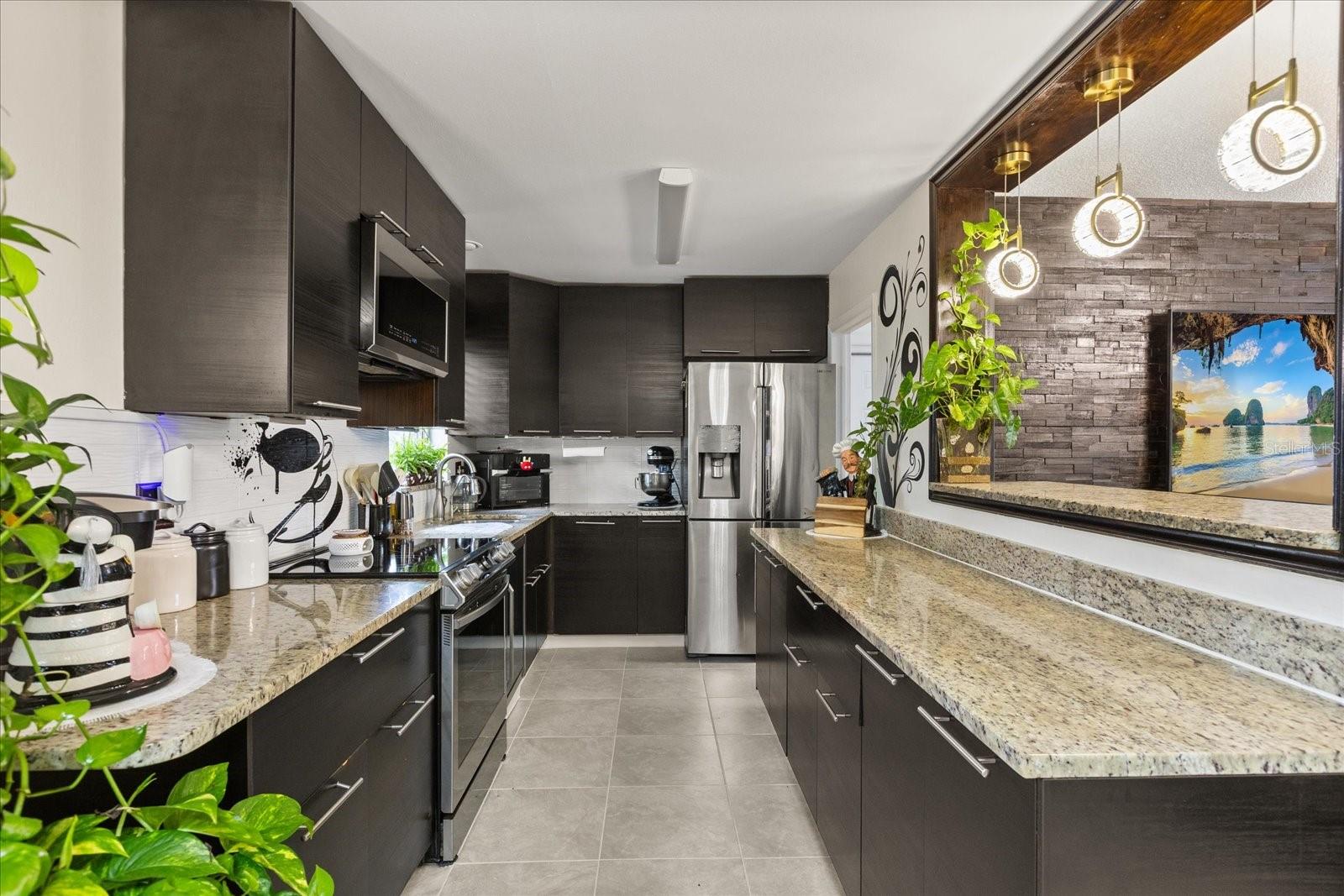 SKY LAKE OAK RIDGE SEC - Residential