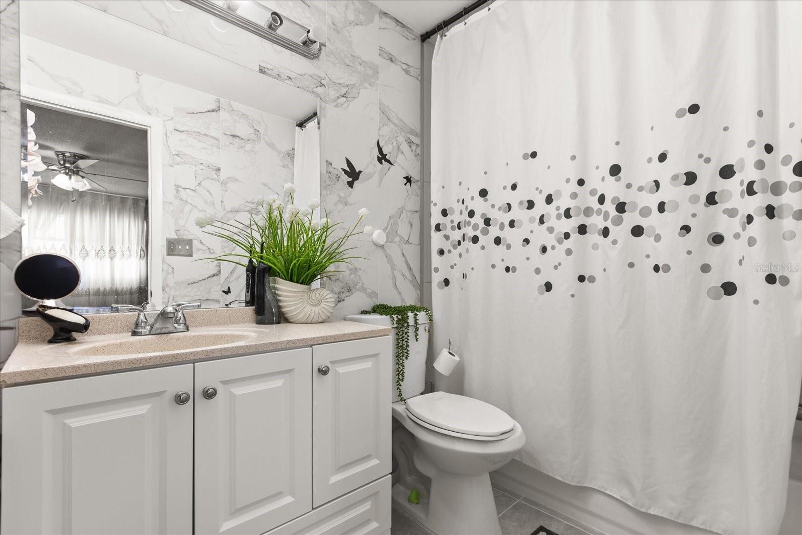 SKY LAKE OAK RIDGE SEC - Residential