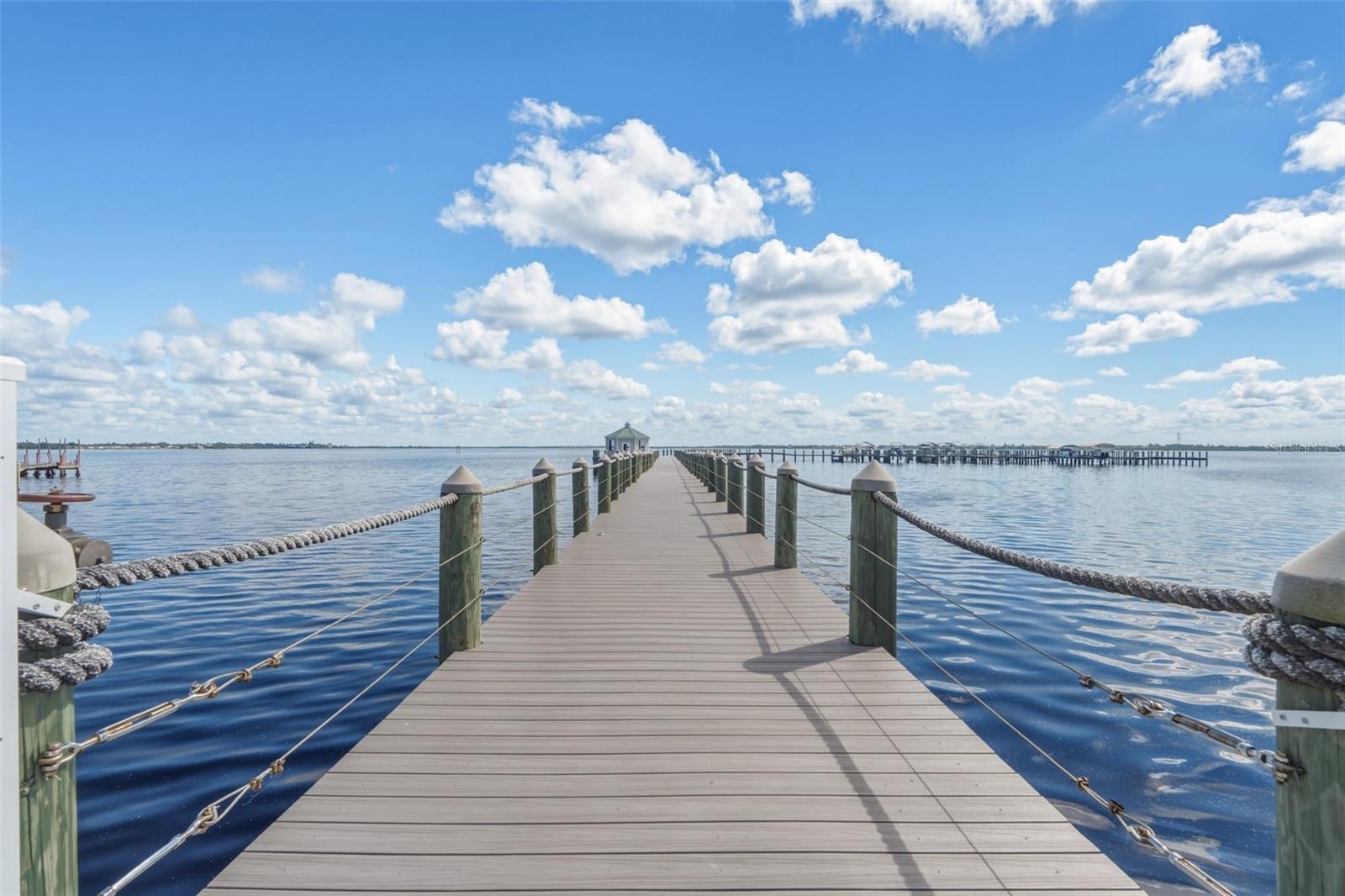 5114 MELBOURNE STREET A202, PUNTA GORDA, FL, 33980 4 5114 MELBOURNE STREET A202