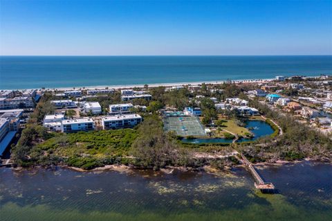 A home in LONGBOAT KEY