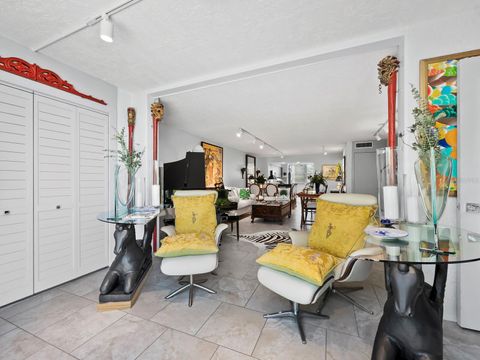 A home in LONGBOAT KEY