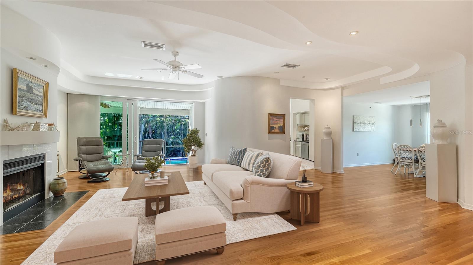 BAY ISLES - Residential