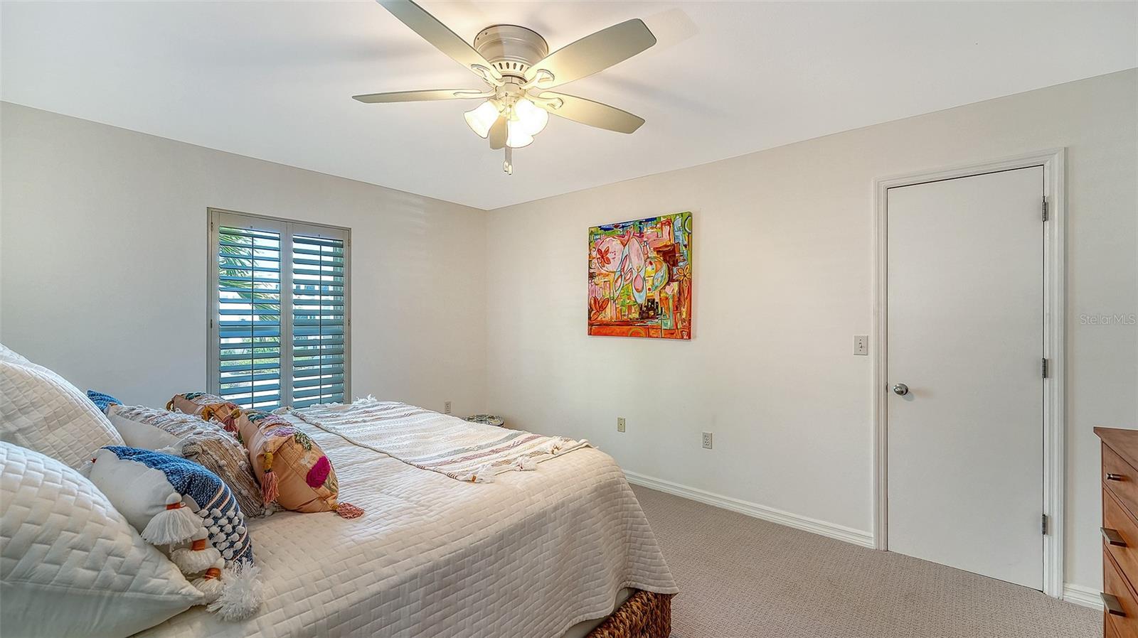 BAY ISLES - Residential