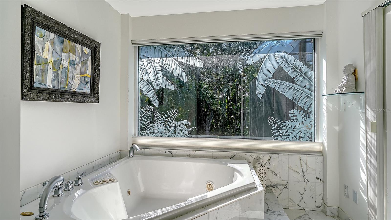 BAY ISLES - Residential