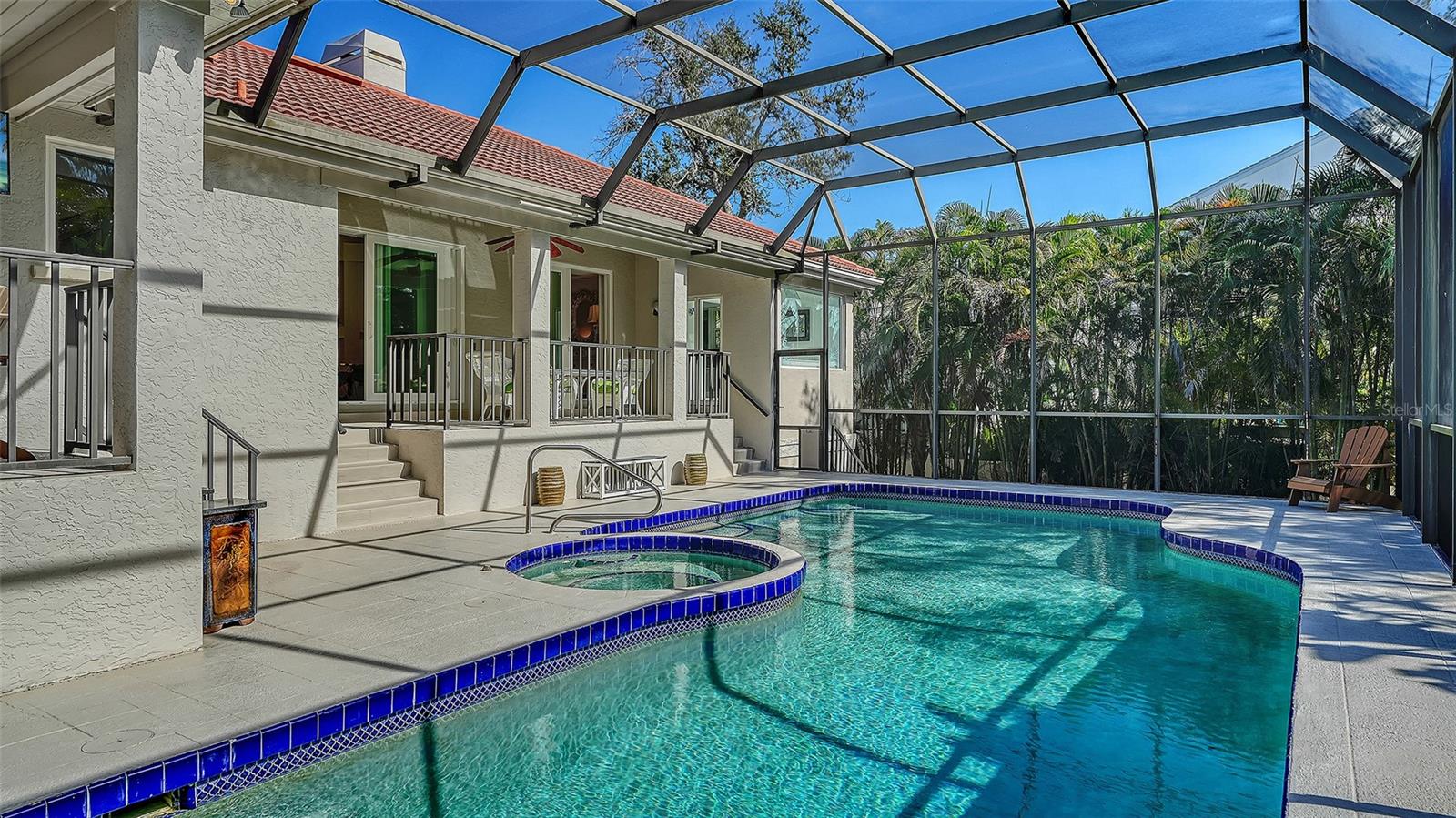 BAY ISLES - Residential