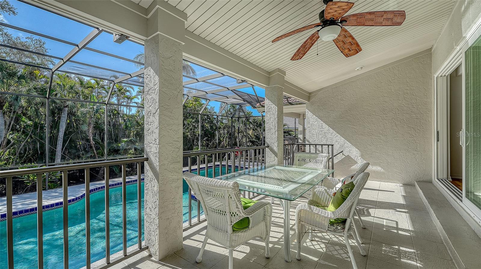 BAY ISLES - Residential