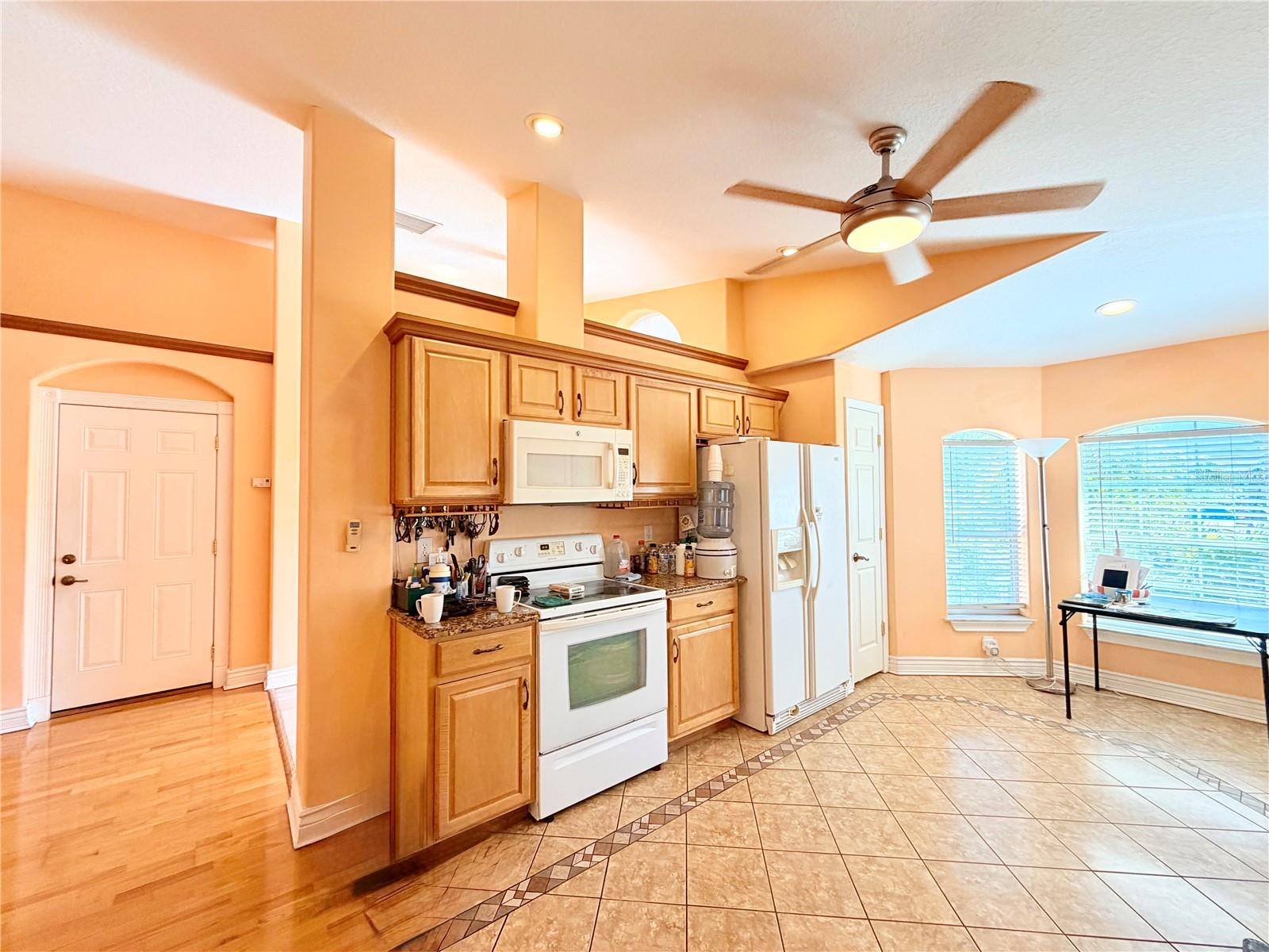 LOFTY PINE ESTATES - Residential