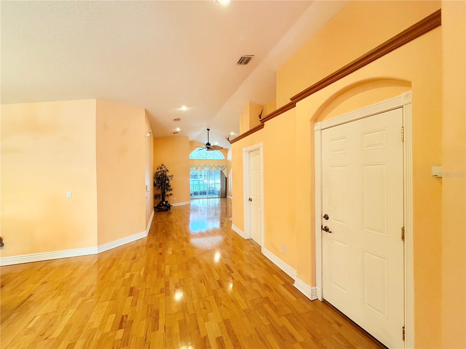 LOFTY PINE ESTATES - Residential