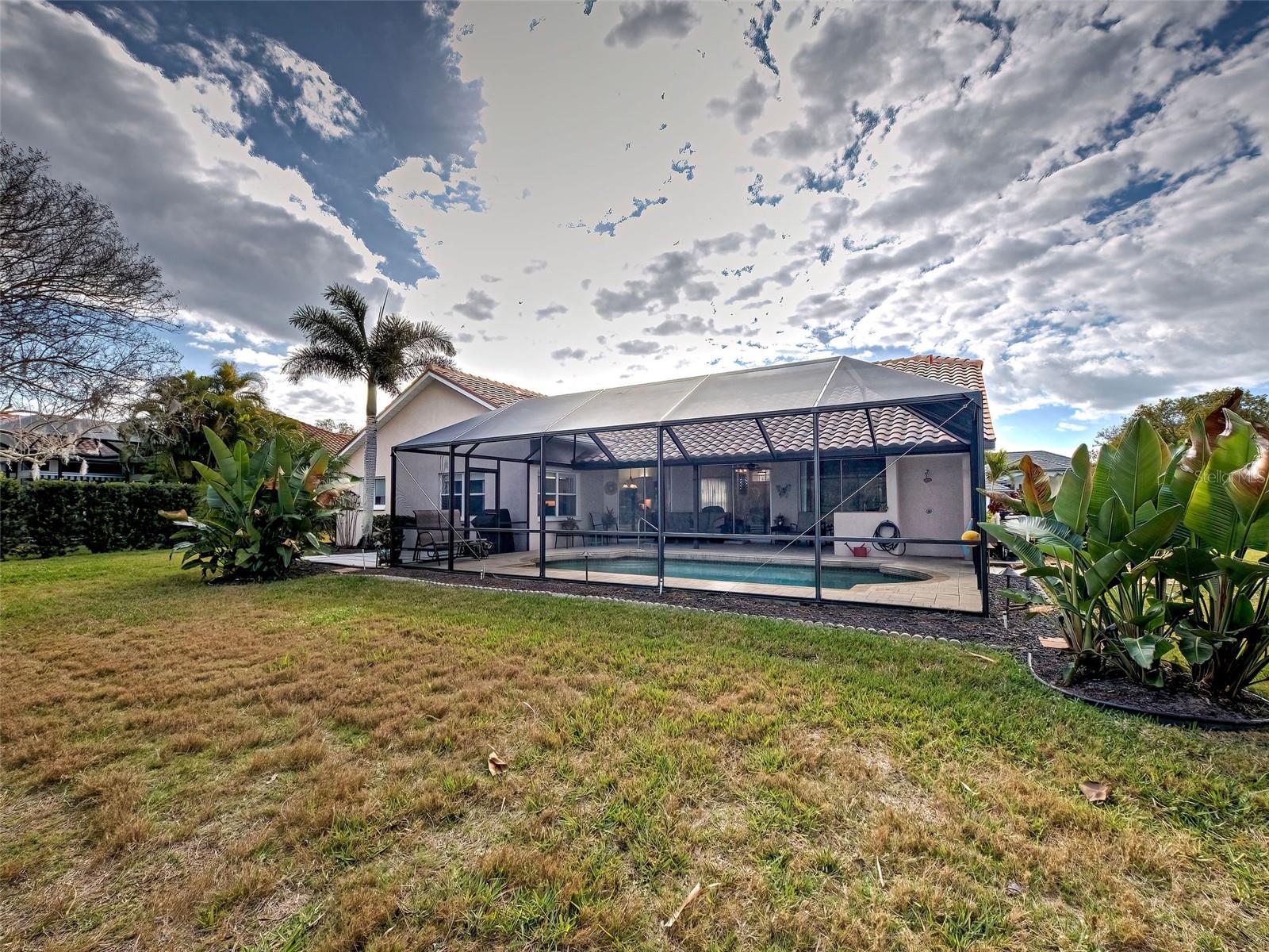 CALUSA LAKES - Residential