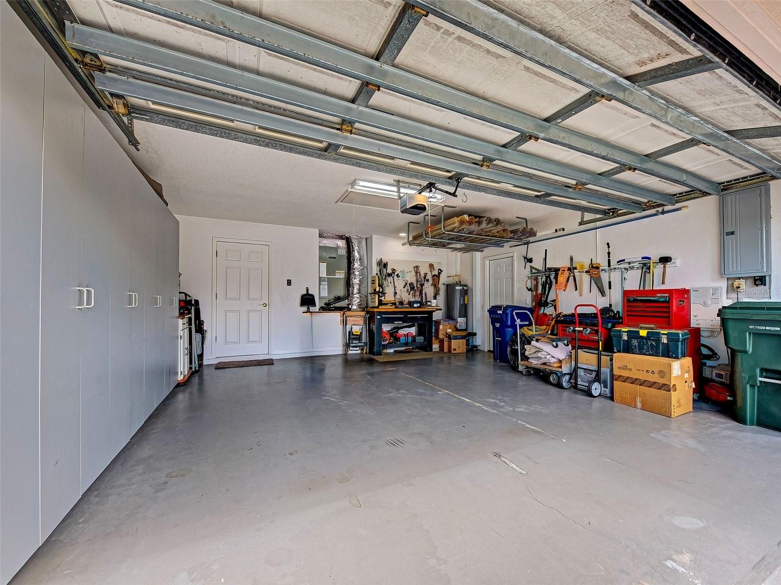 CALUSA LAKES - Residential