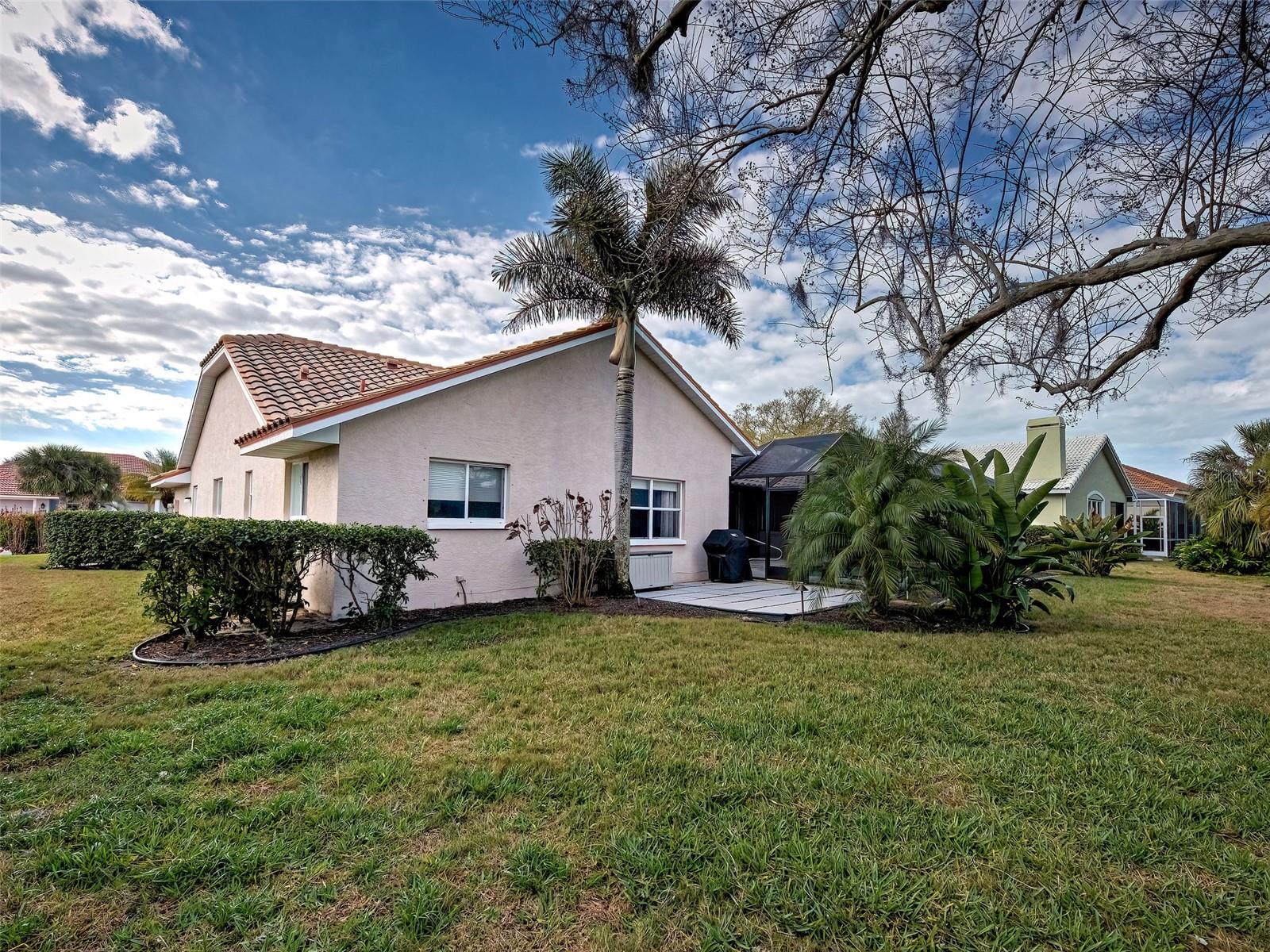 CALUSA LAKES - Residential