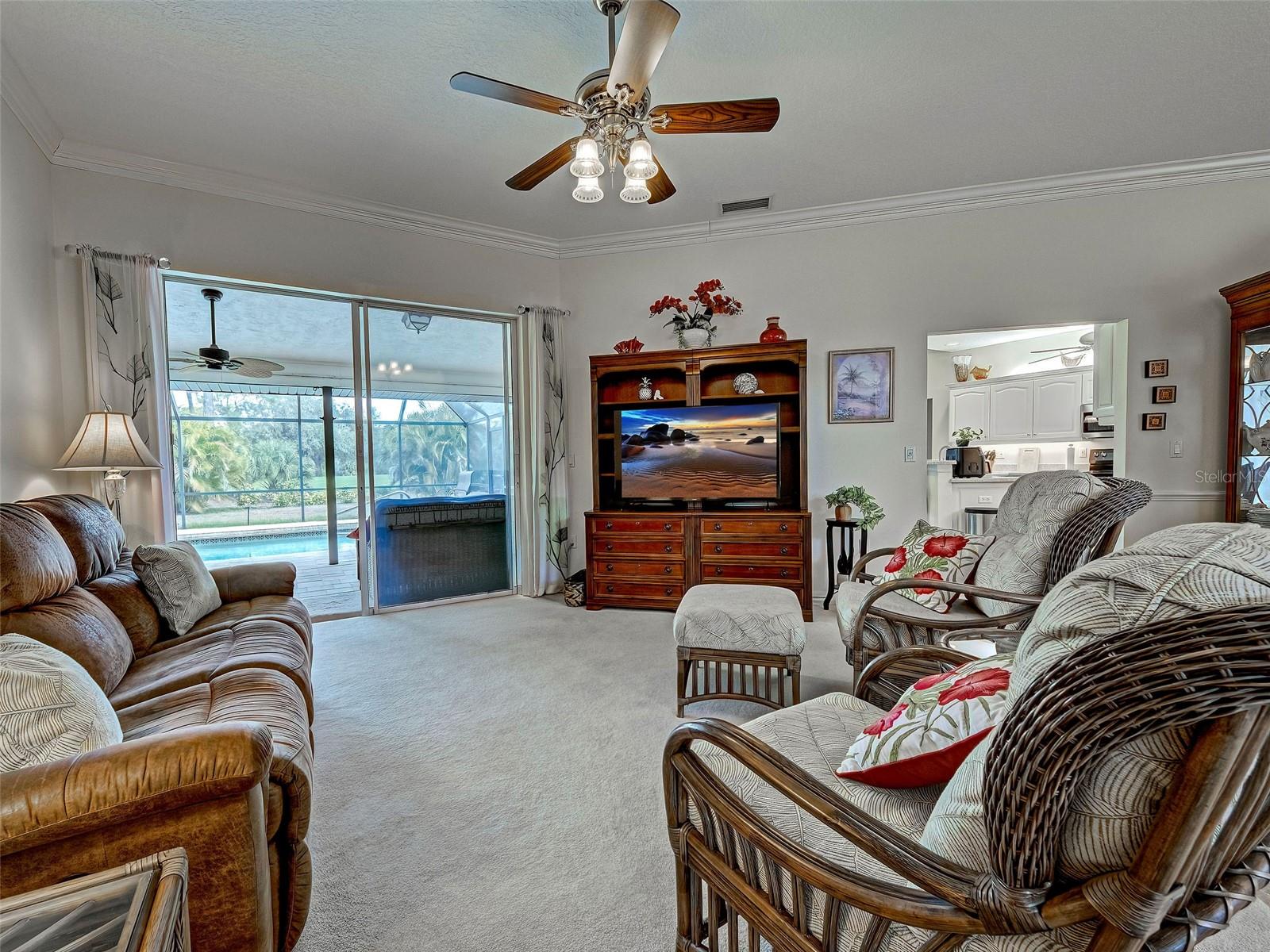 CALUSA LAKES - Residential