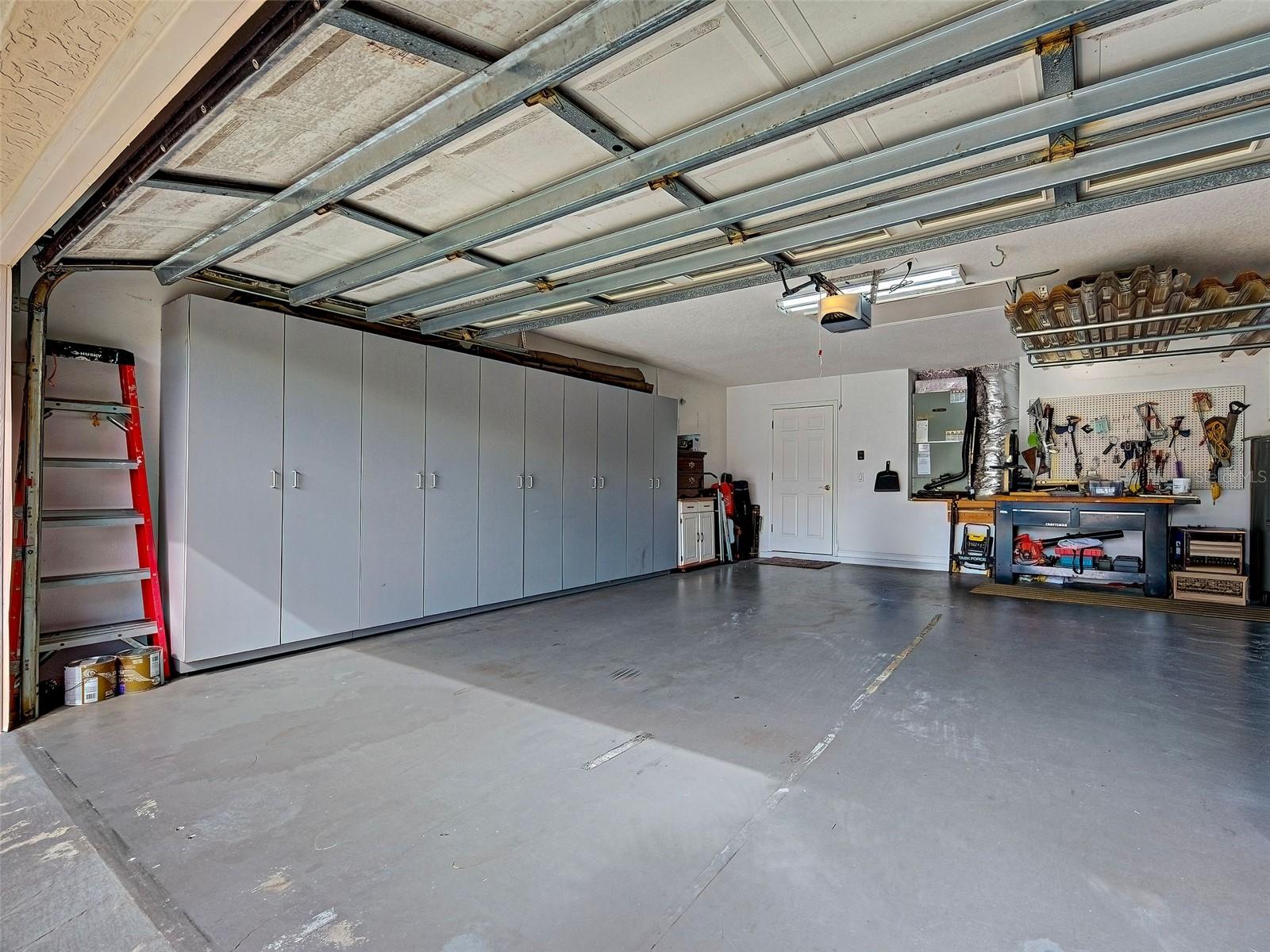 CALUSA LAKES - Residential