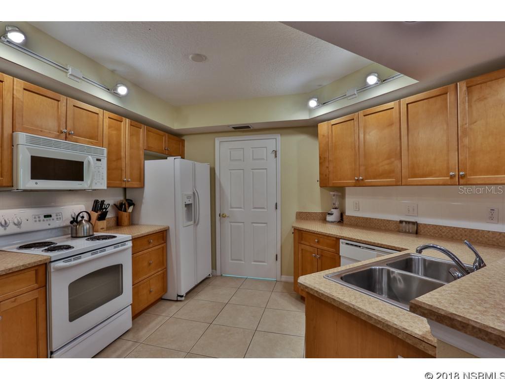 Ocean Walk Condo At Nsb - Residential