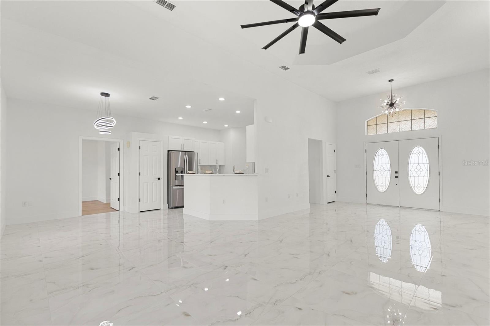 UNIT 10 HLNDS - Residential