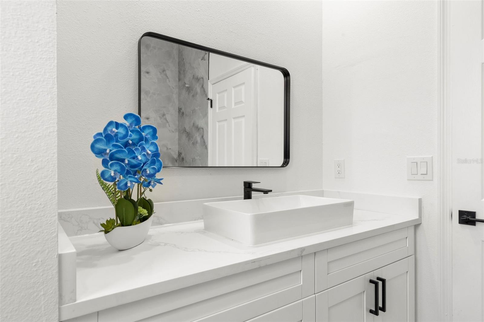 UNIT 10 HLNDS - Residential