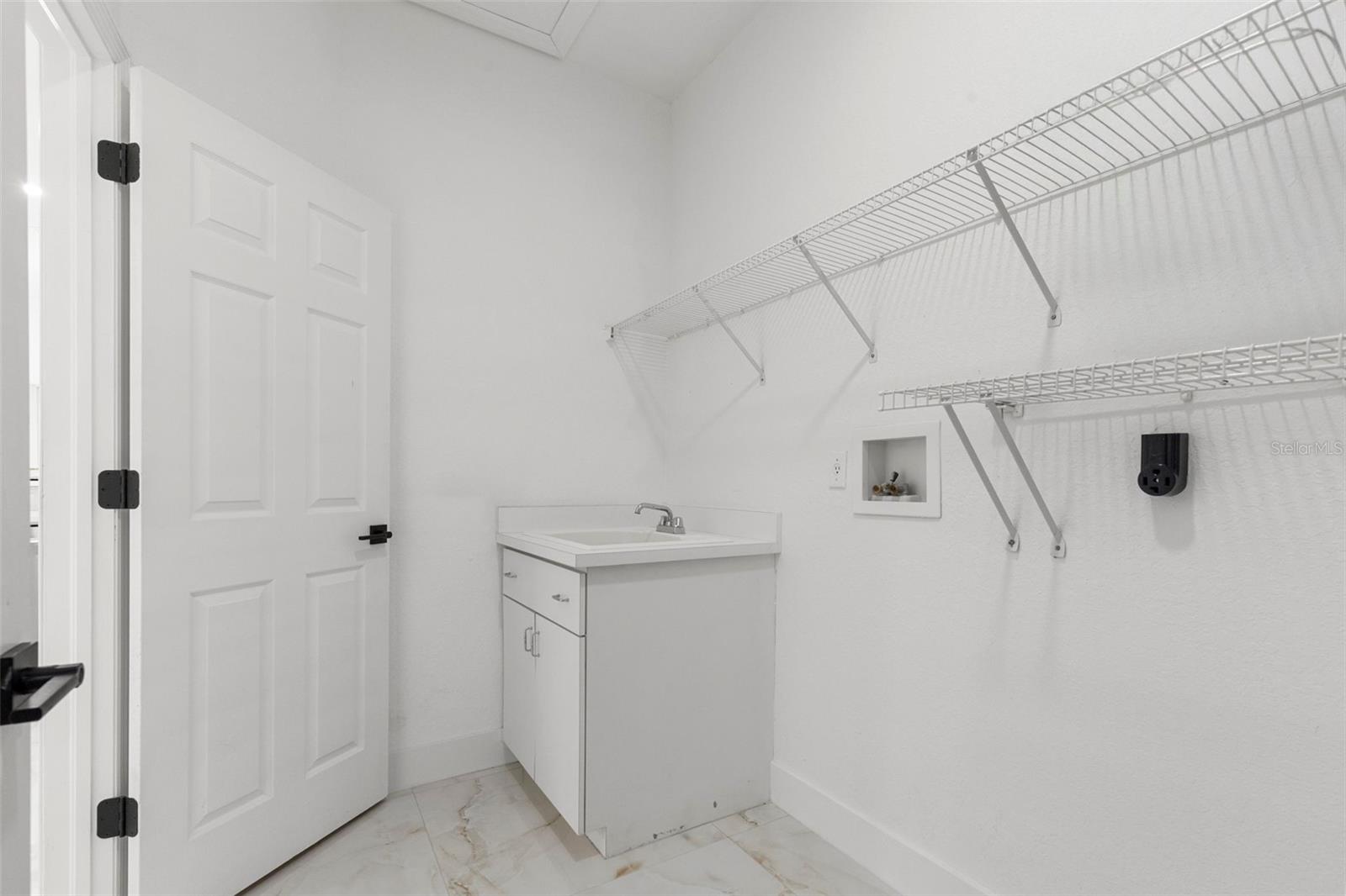 UNIT 10 HLNDS - Residential