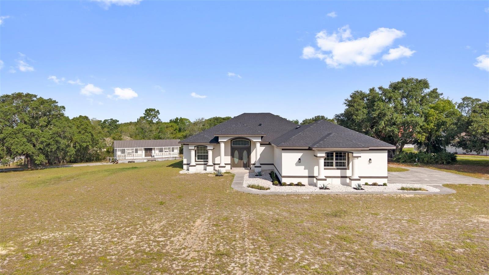 UNIT 10 HLNDS - Residential