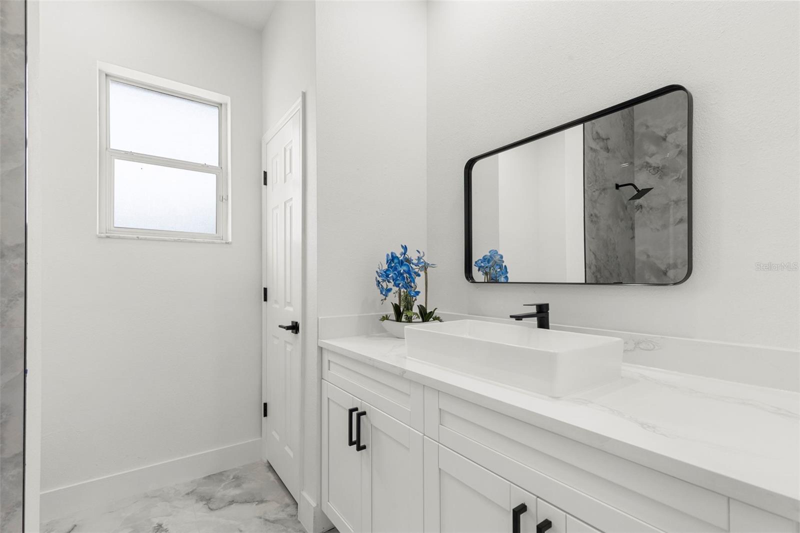 UNIT 10 HLNDS - Residential