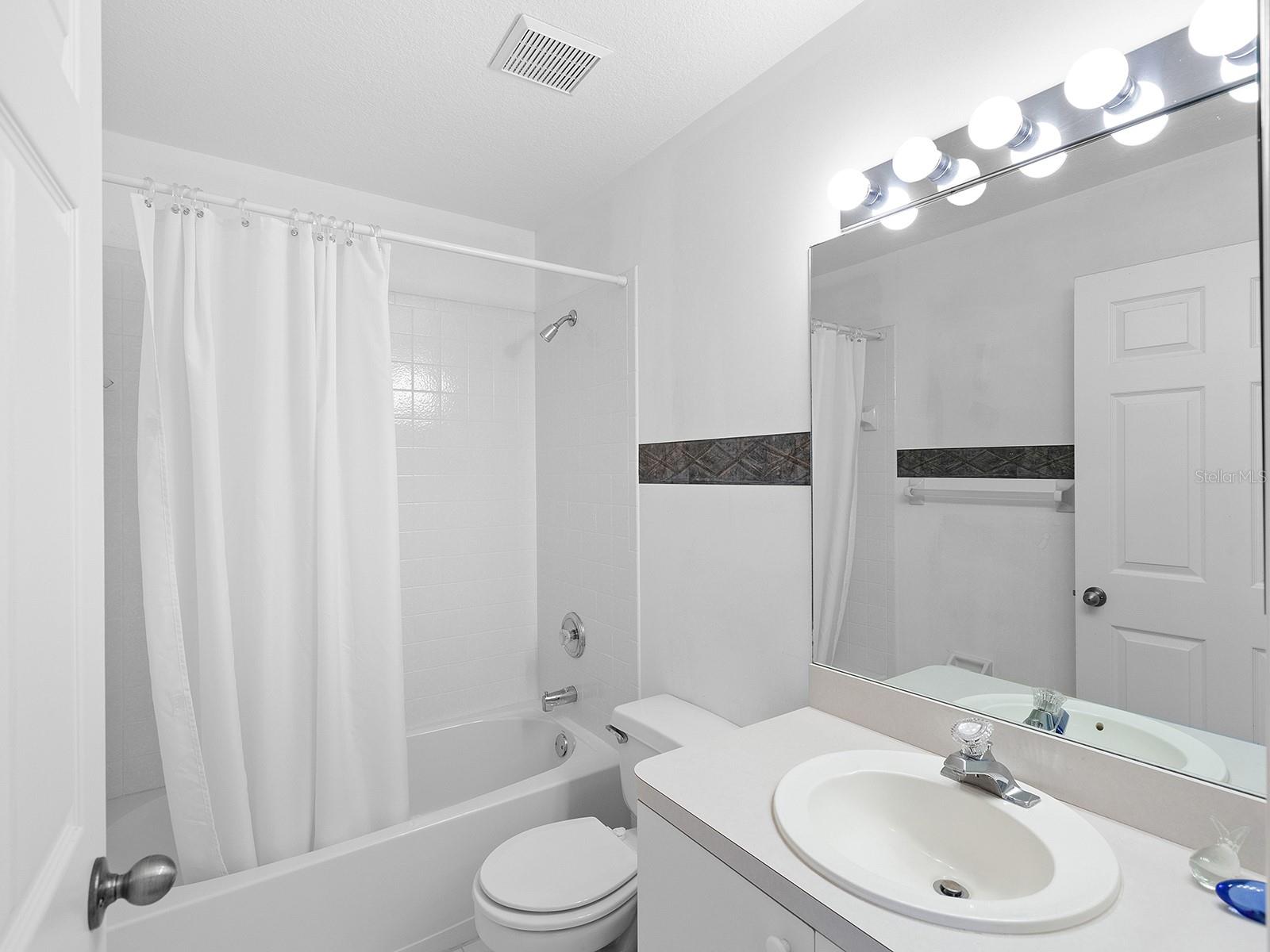MARLIN RUN CONDO 02 - Residential