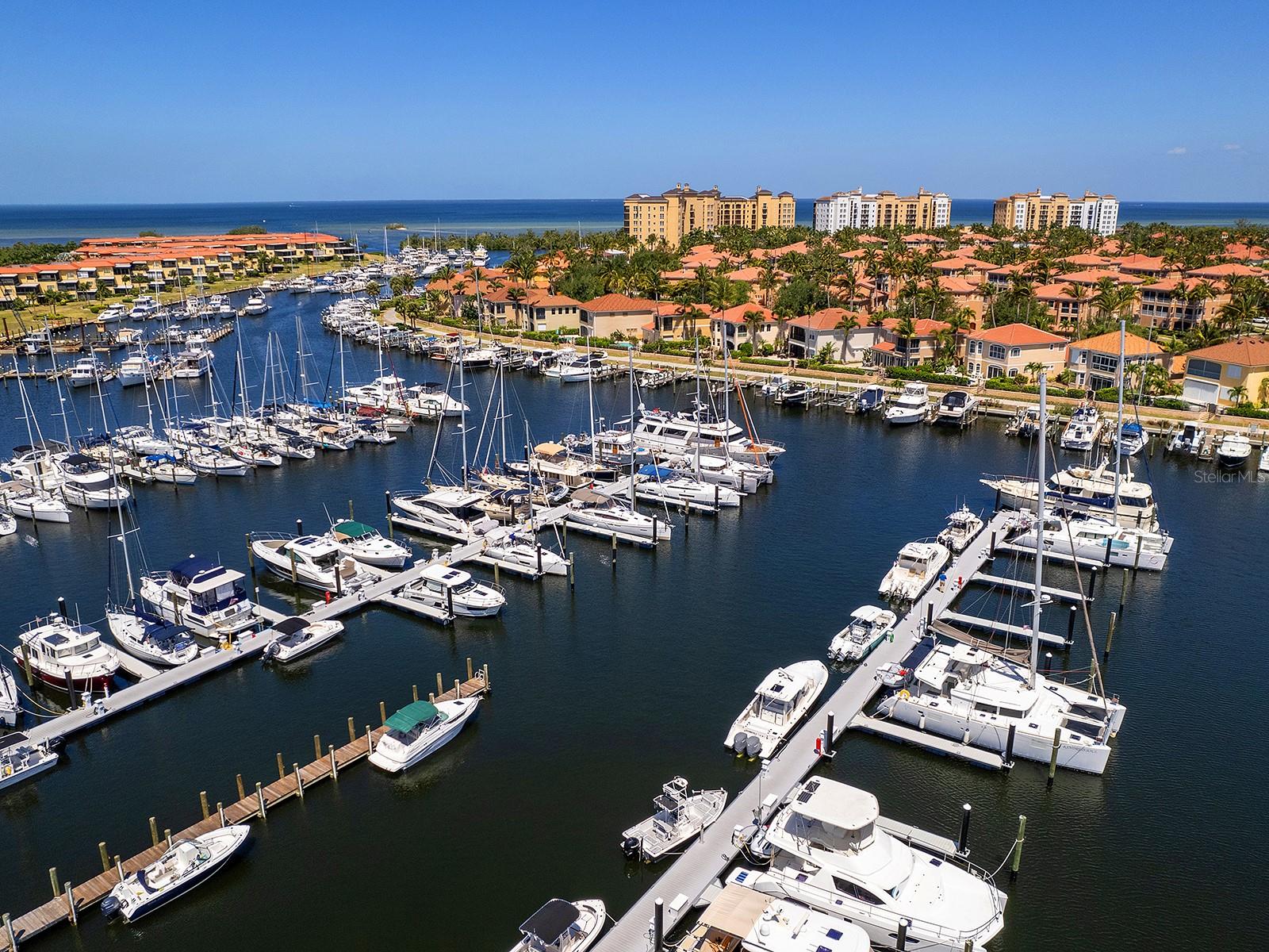 MARLIN RUN CONDO 02 - Residential