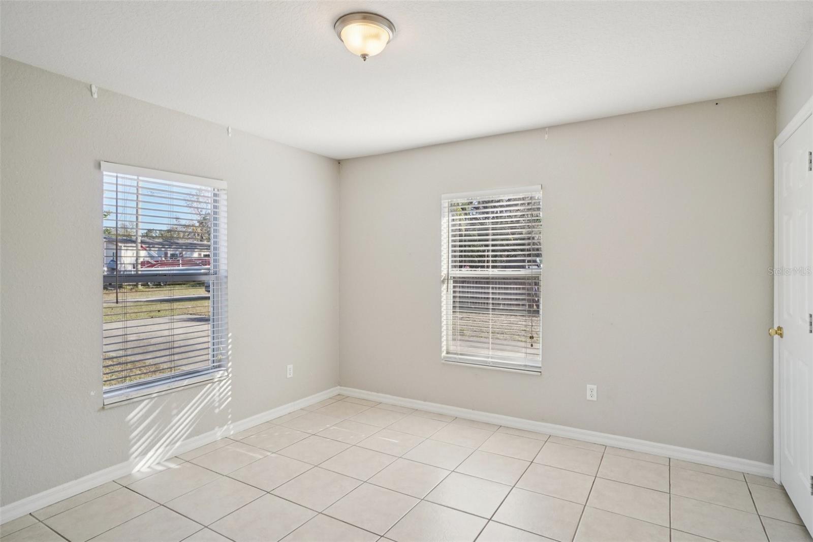 KEYSTONE PARK - Residential