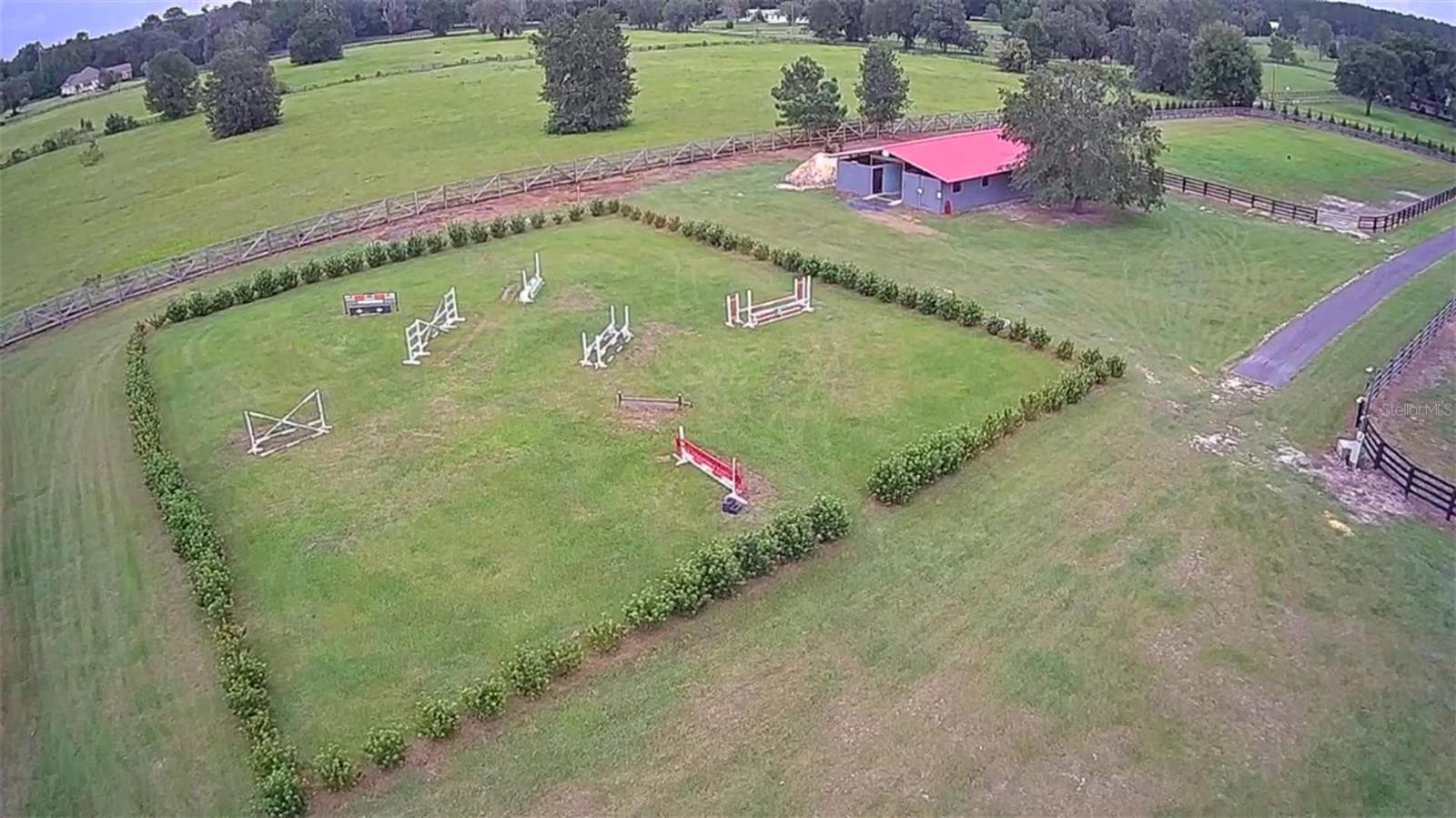 GROVE HOLLOW FARMS - Land