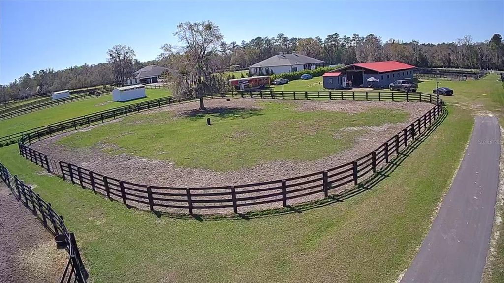 Photo of 8020 NW 115th Avenue, Ocala, FL 34482 (MLS # OM711262)