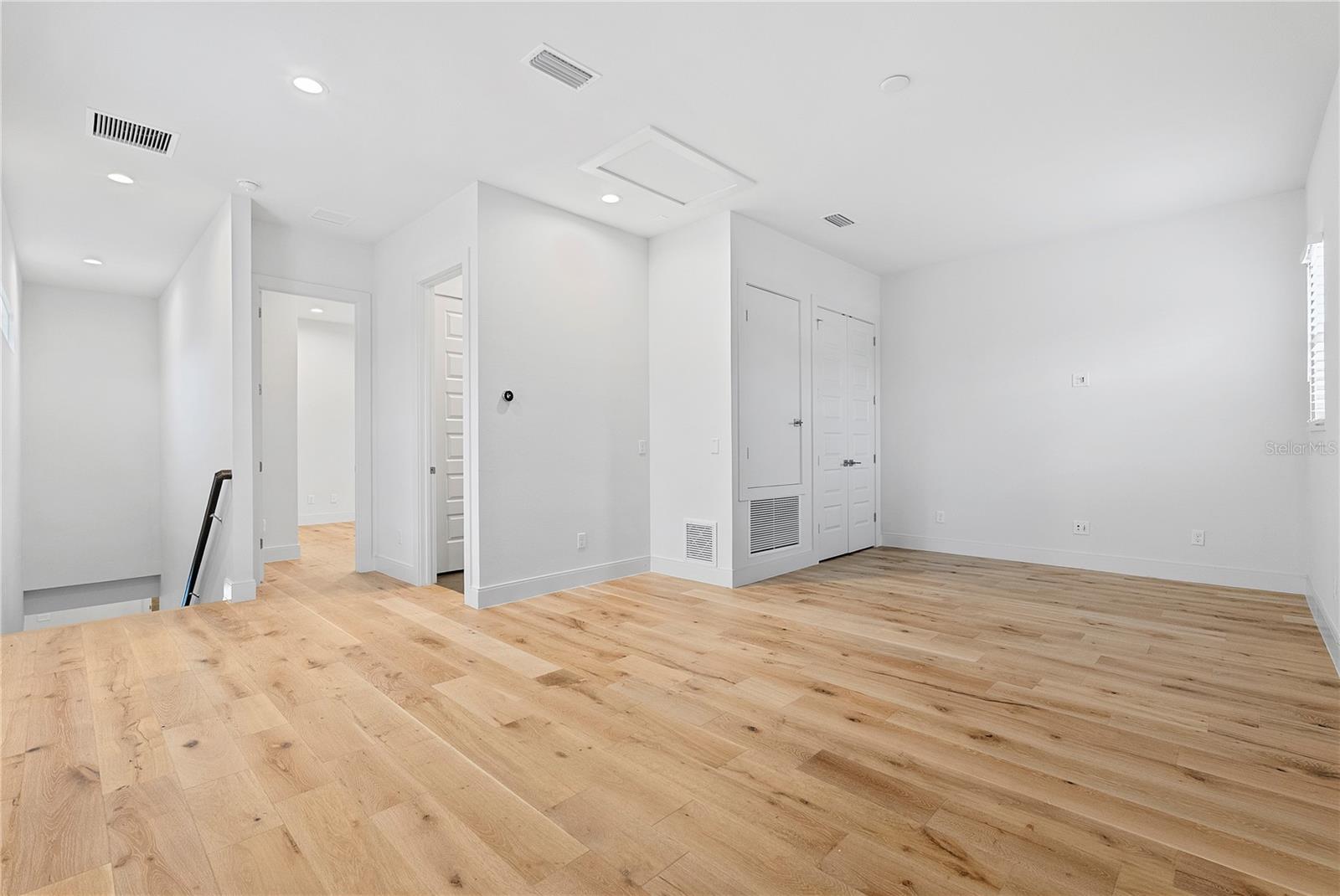 SYLVAN TRAILS - Residential