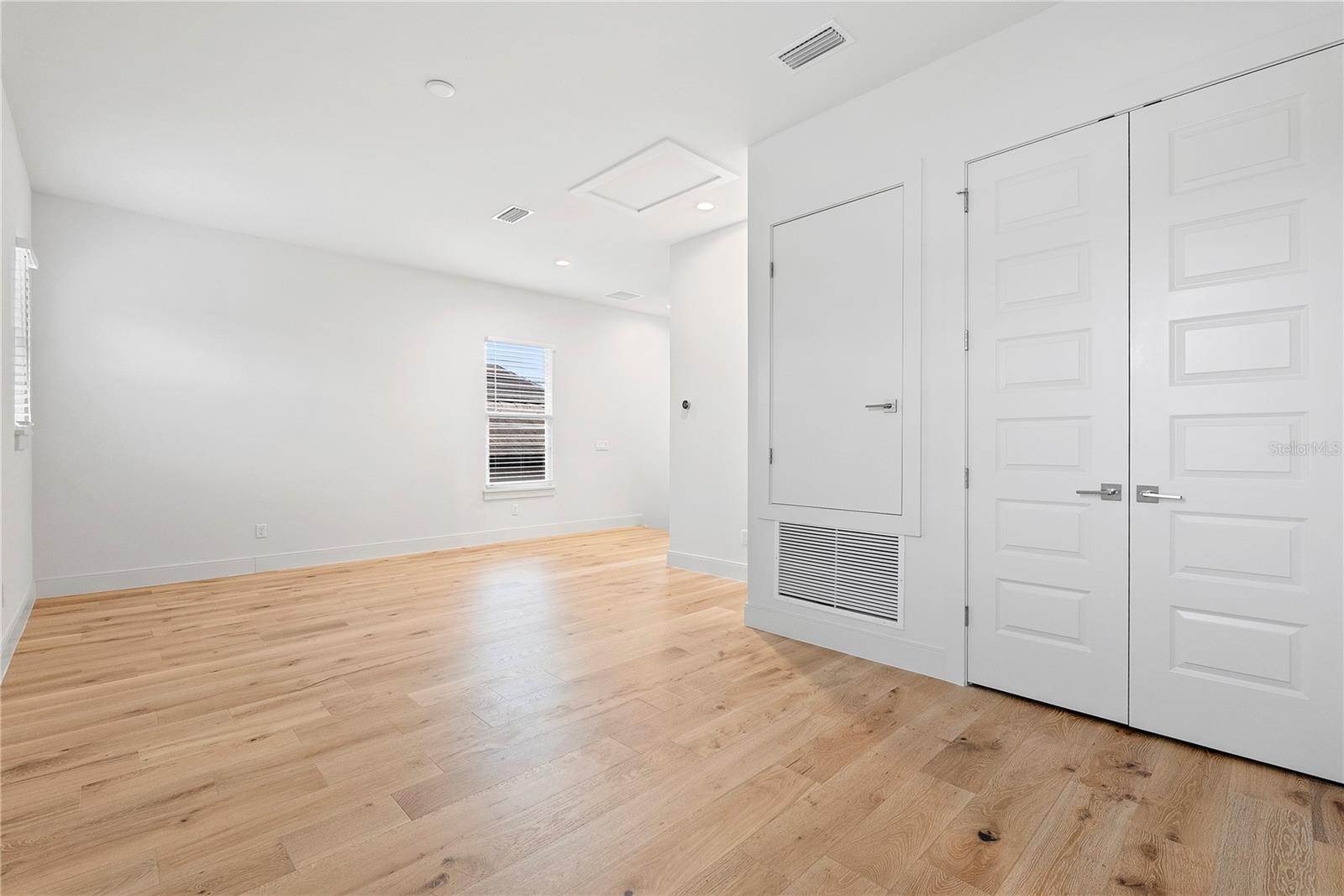 SYLVAN TRAILS - Residential