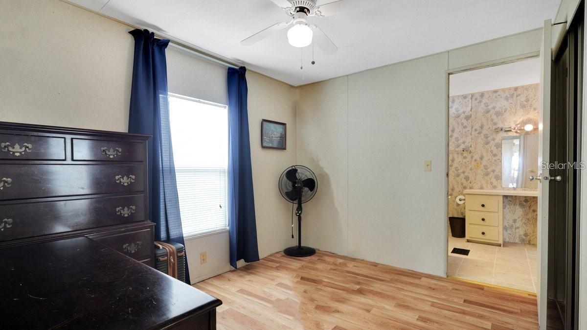 OAKWOOD ESTATES - Residential